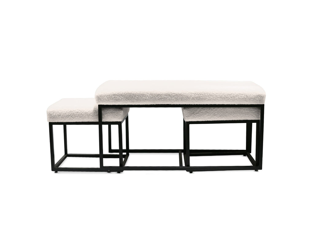 Banquette avec poufs en tissu bouclette blanc écru et pieds en métal noir BECKIE