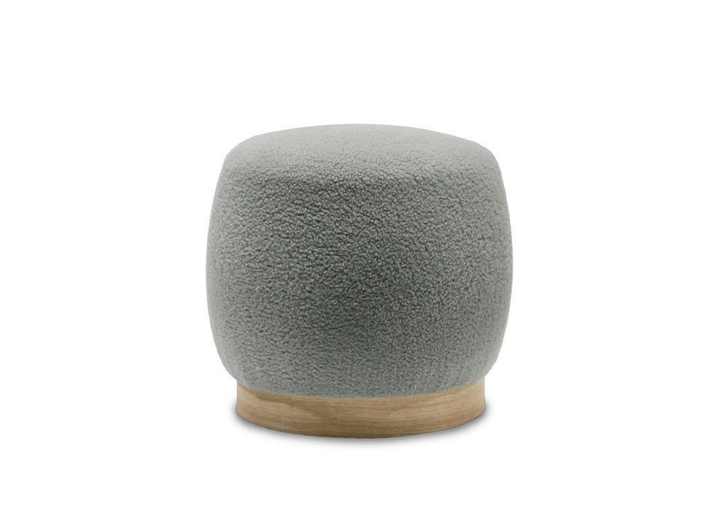 Pouf en tissu effet peau de mouton gris et bois VALEA