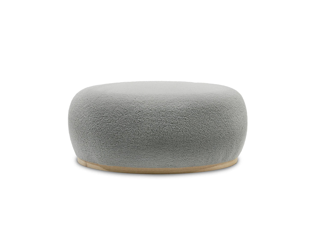 Pouf ovale en tissu effet peau de mouton gris et bois CALY