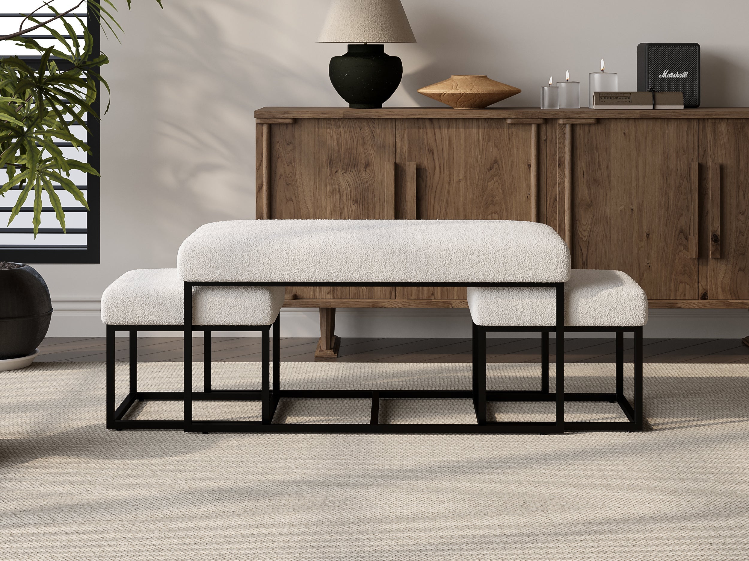 Banquette avec poufs en tissu bouclette blanc écru et pieds en métal noir BECKIE