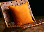 Coussin carré 45x45cm en velours orange TYGA